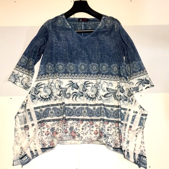 NWOT Women’s blue tunic, 3/4 length sleeve, - Picture 1 of 6